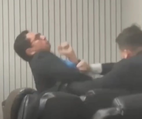 Vereadores trocam socos durante sessão em Câmara do Acre - Foto: Reprodução/Redes Sociais