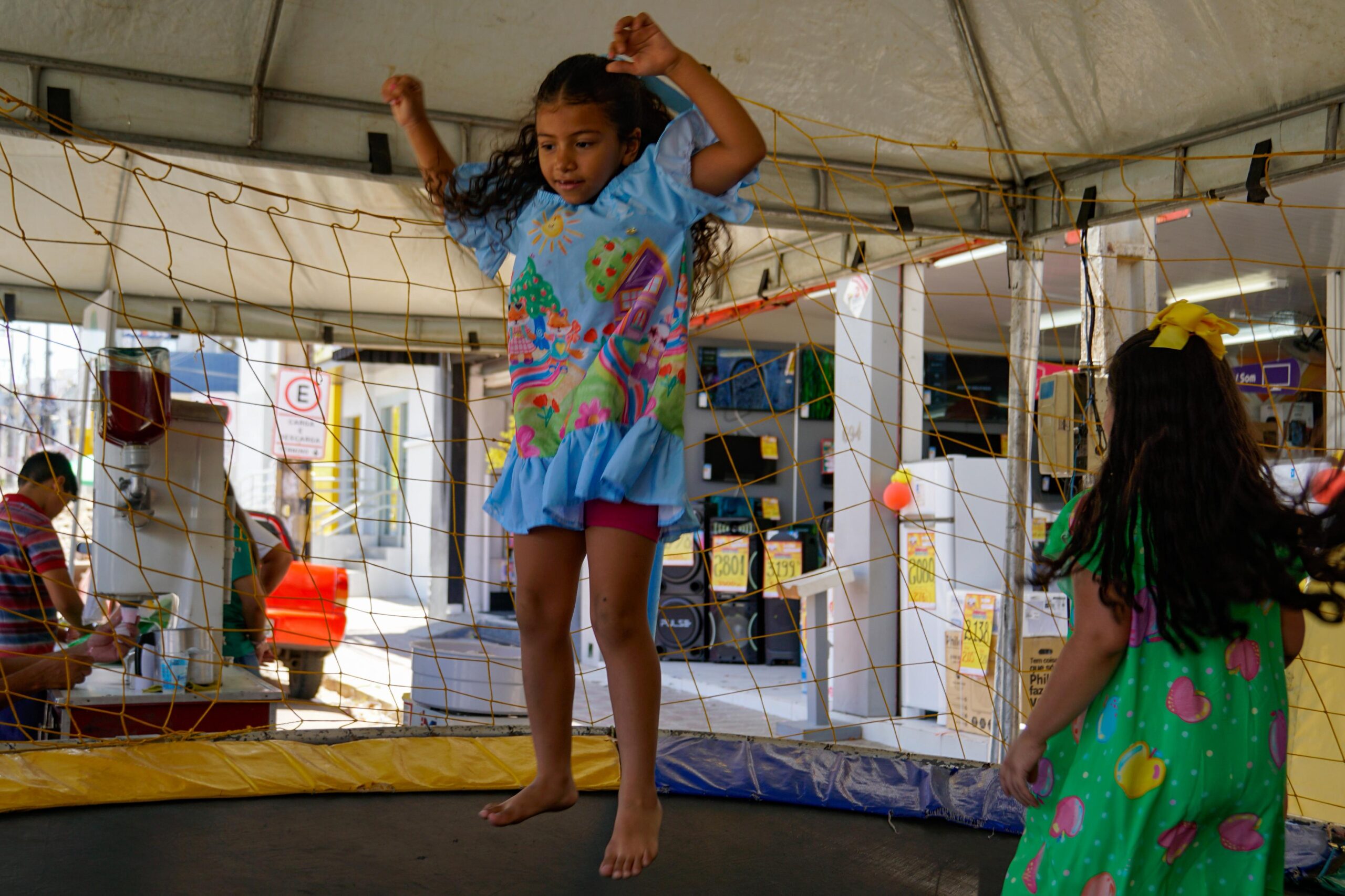 Festa do Dia das Crianças da CDL agita centro de Serra Talhada