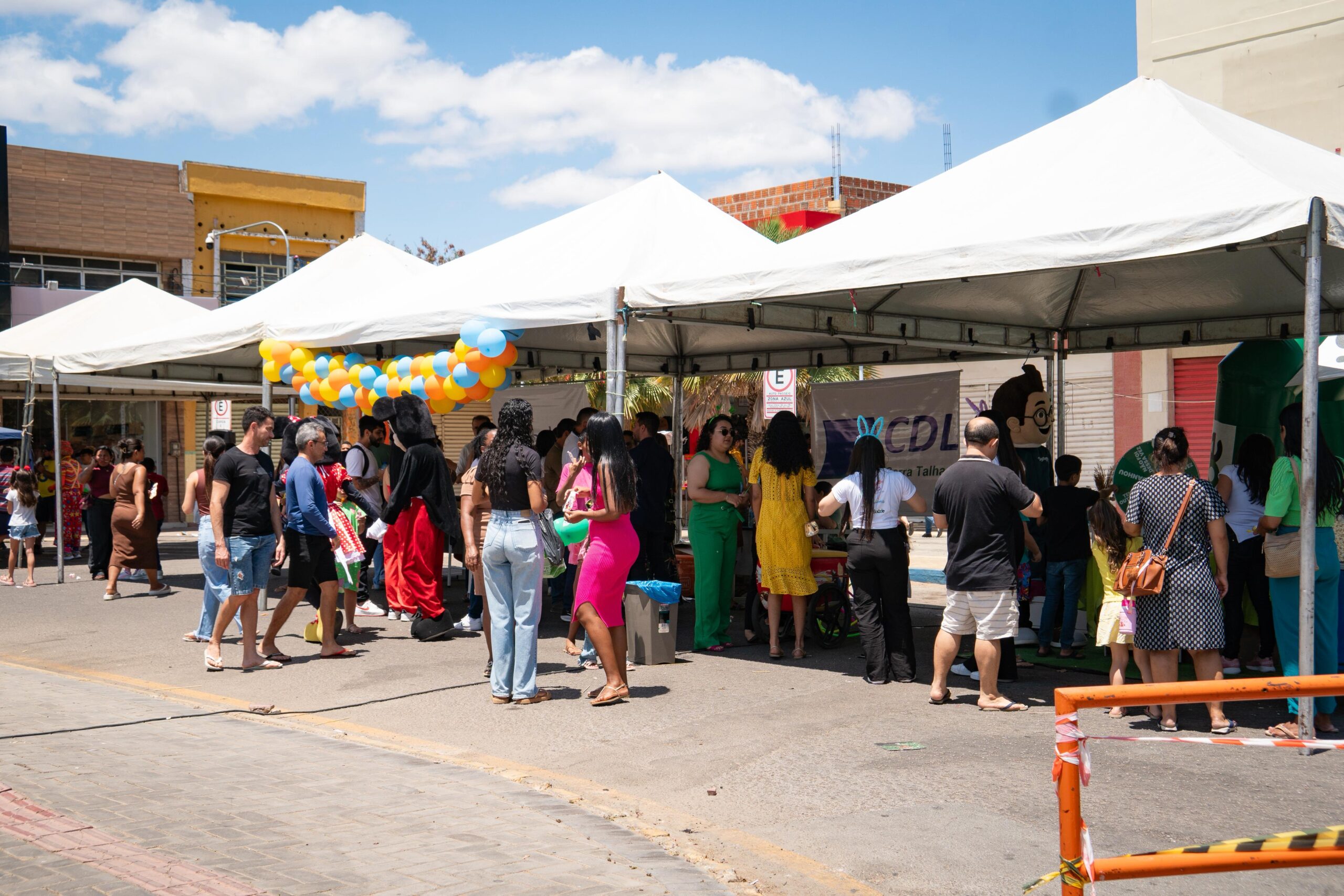 Festa do Dia das Crianças da CDL agita centro de Serra Talhada