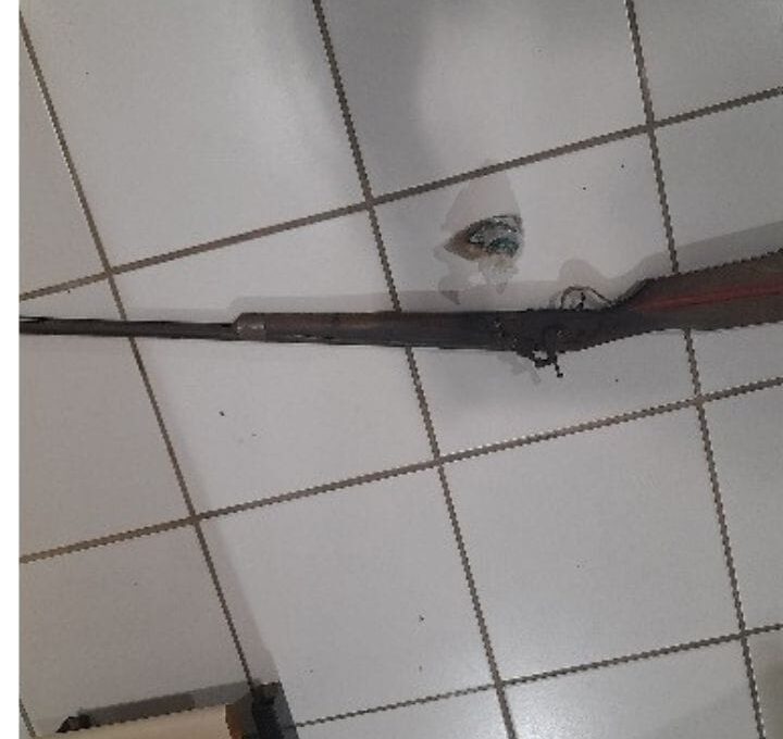 Briga familiar termina em agressão, armas e chamas 1 briga termina em agressão