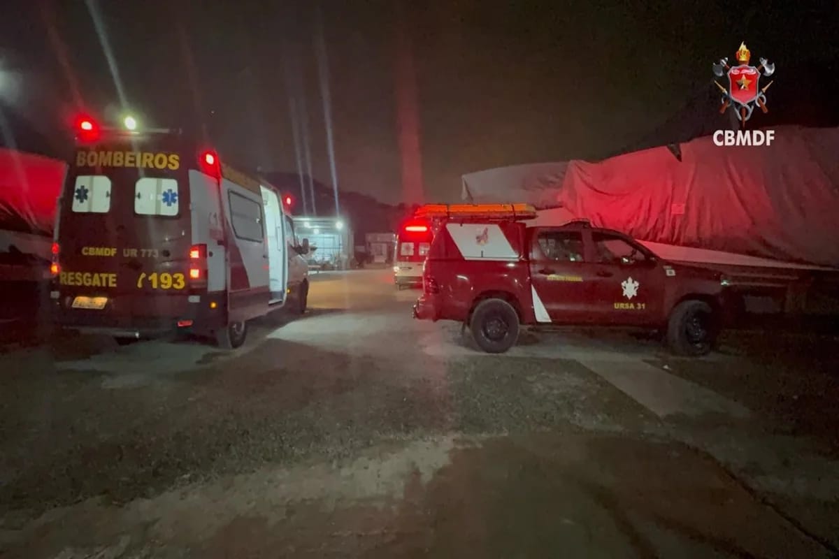 Jovem morre afogado após cair de lancha foto: divulgação/CBMDF