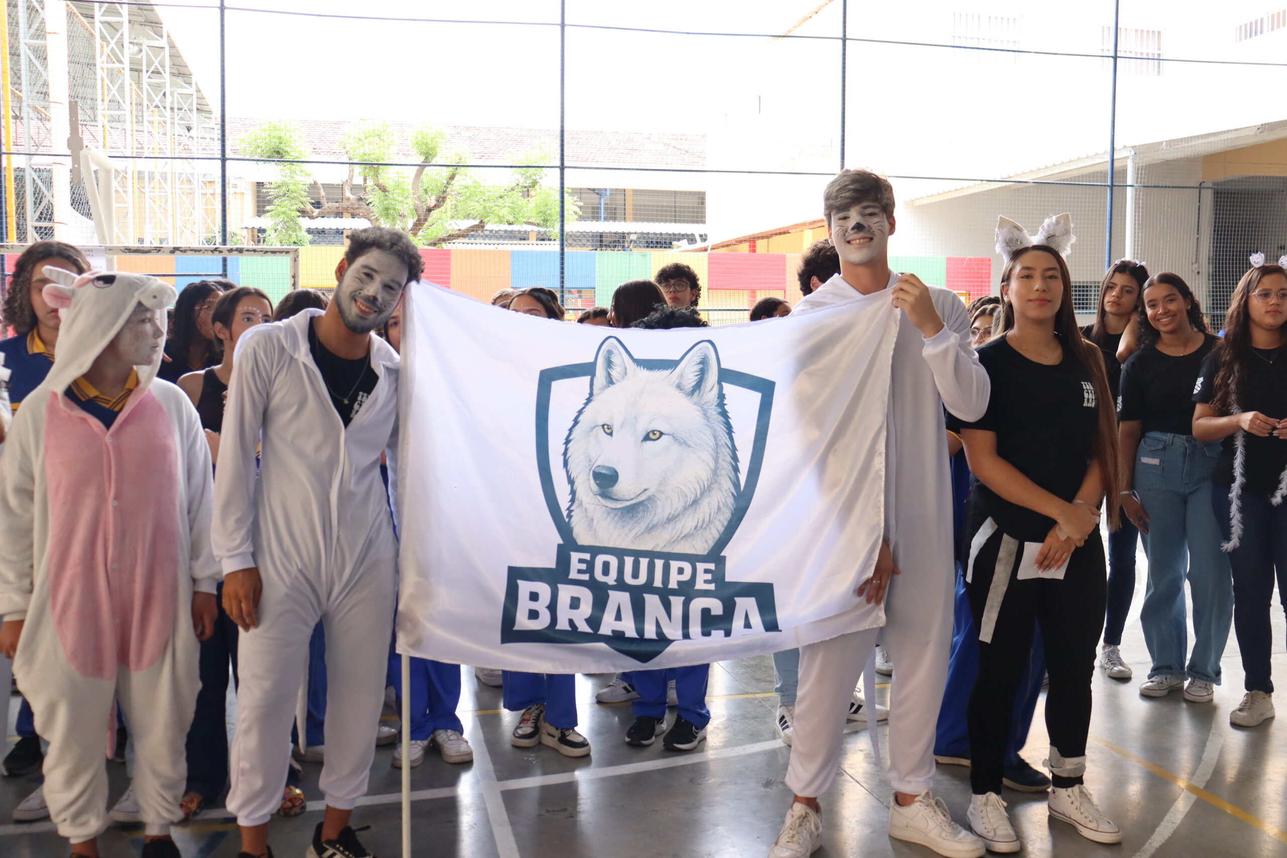 Gincana do CIC arrecada 27 toneladas de alimentos em Serra Talhada