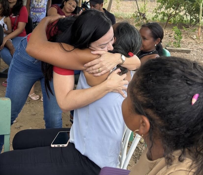 Ao lado de Breno, Márcia faz visitas a zona rural de ST no fim de semana