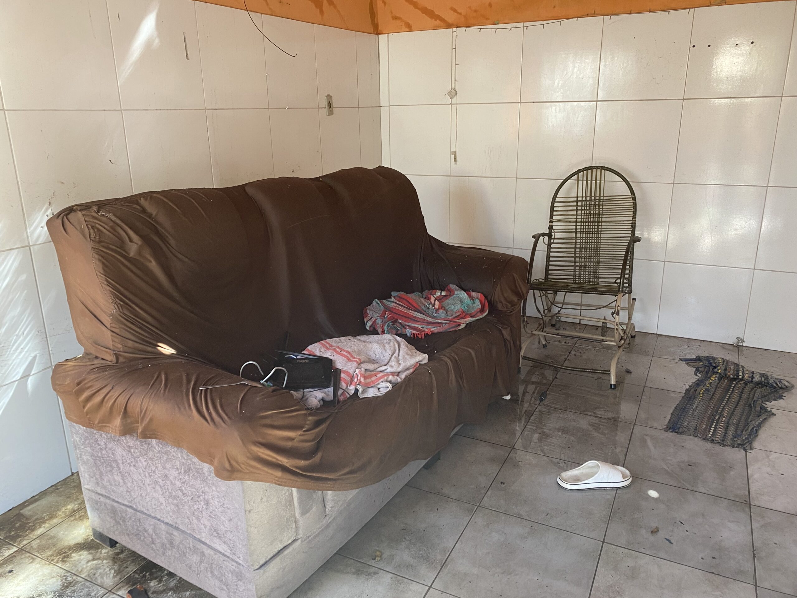 Incêndio em Serra Talhada acaba com residência nesta terça-feira (7)