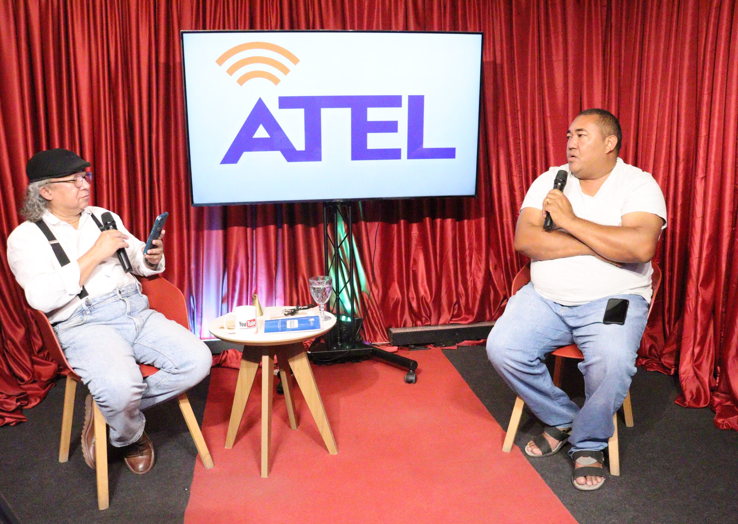 China reage à 'Cartilha da Censura': "É um tapa na cara da sociedade"