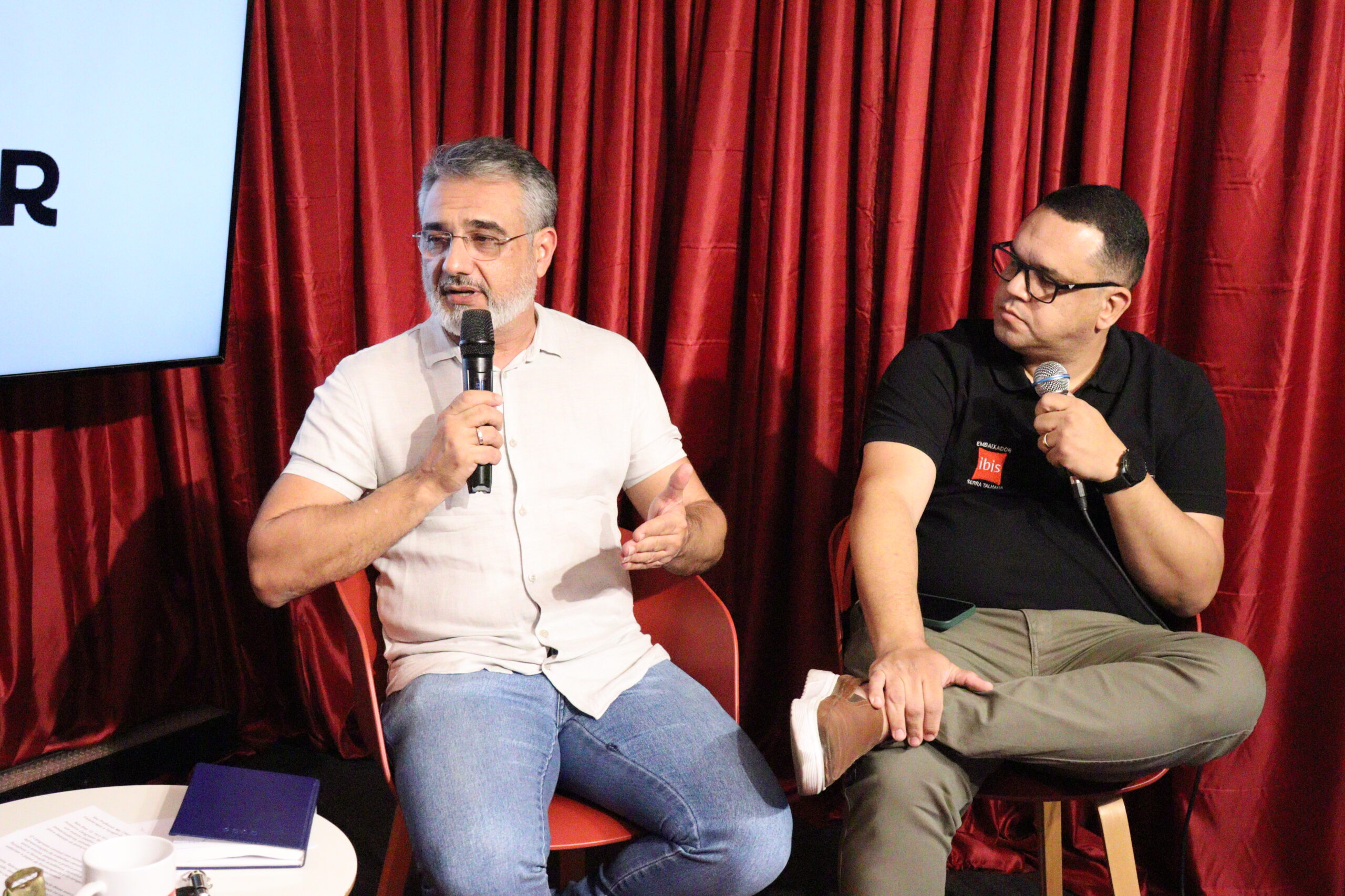 CDL Serra Talhada promove ação no Dia das Crianças e campanha