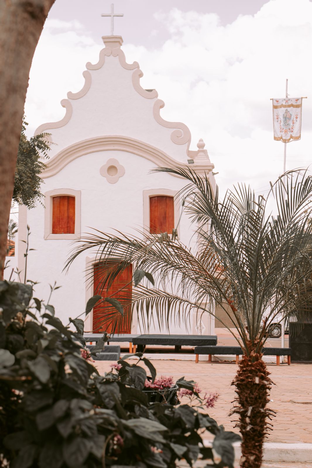 Fotógrafa revela poesia no conturbado dia a dia do centro de Serra Talhada
