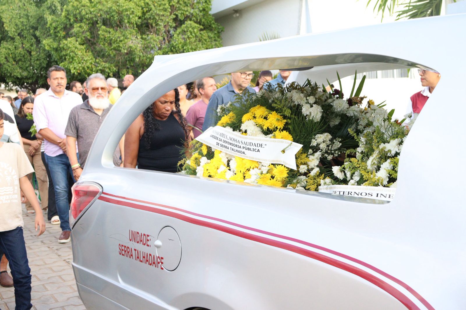 Vídeo: Familiares e amigos deram adeus a Jadilson Araújo, nesta 4ª