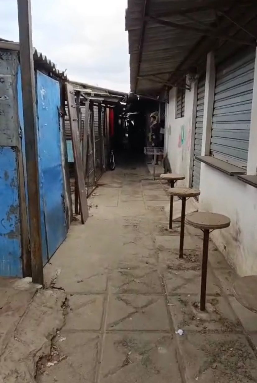 Abandono toma conta da Feira Livre de ST e comerciantes desabafam