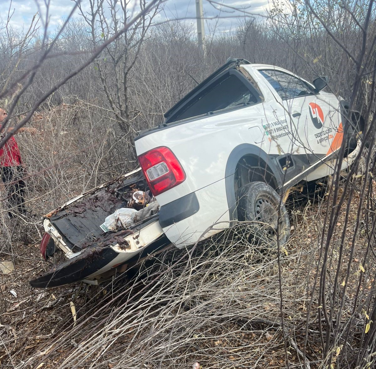 Grave acidente deixa 2 vítimas fatais entre ST e Floresta 1 grave acidente