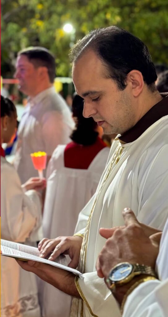 Duque e Breno dividem o mesmo espaço no dia de São Francisco em ST