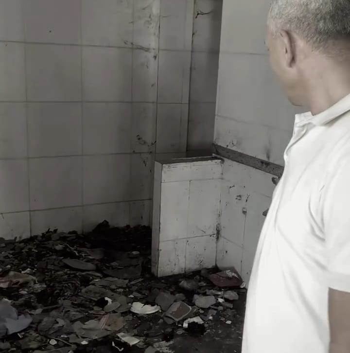 Vídeo: Vereador expõe abandono de equipamento público em ST 1 Vereador Lindomar Diniz grava video