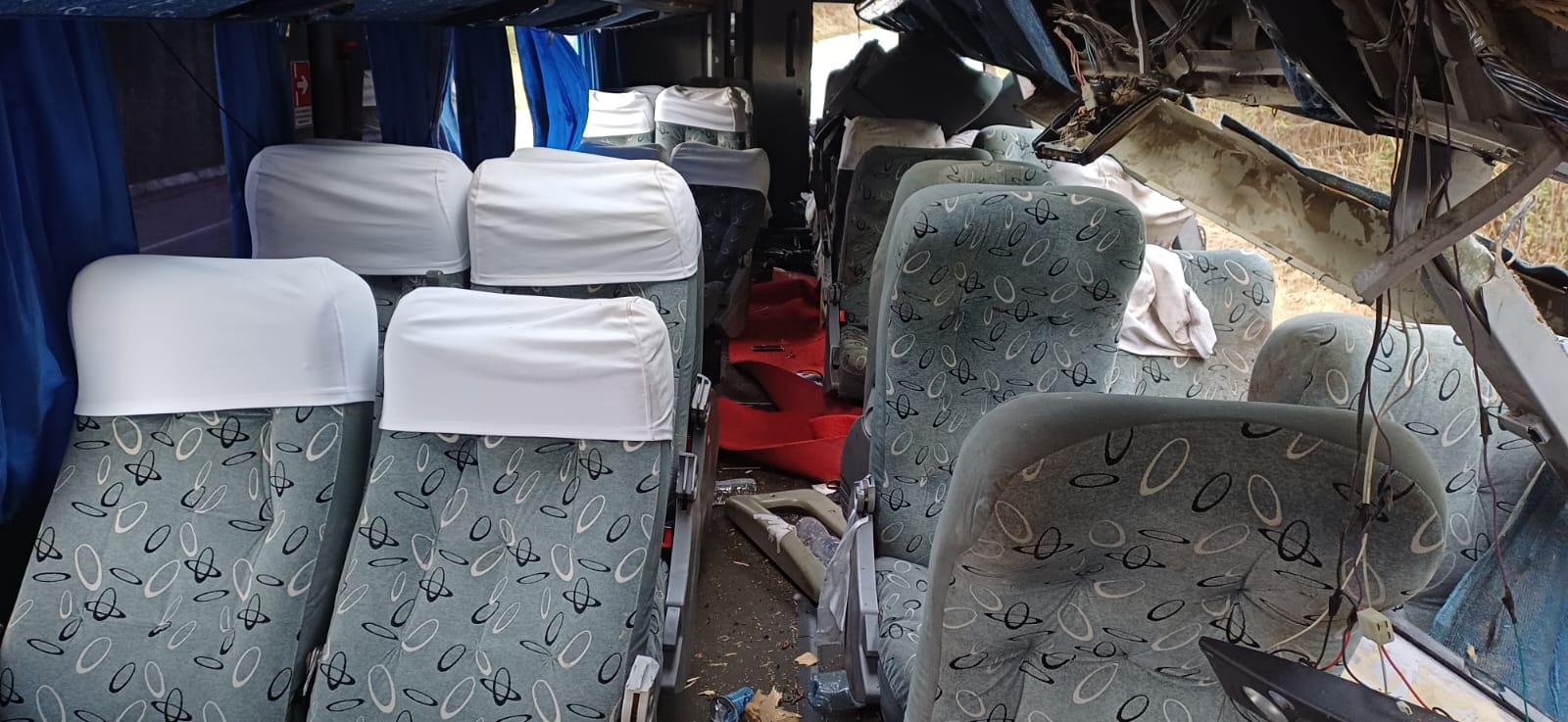 Acidente com ônibus deixa ao menos 15 mortos no Agreste