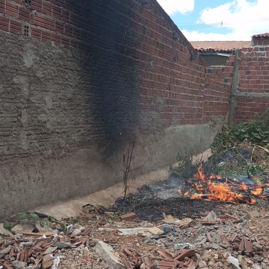 Morador denuncia queima constante de lixo em bairro de Serra Talhada