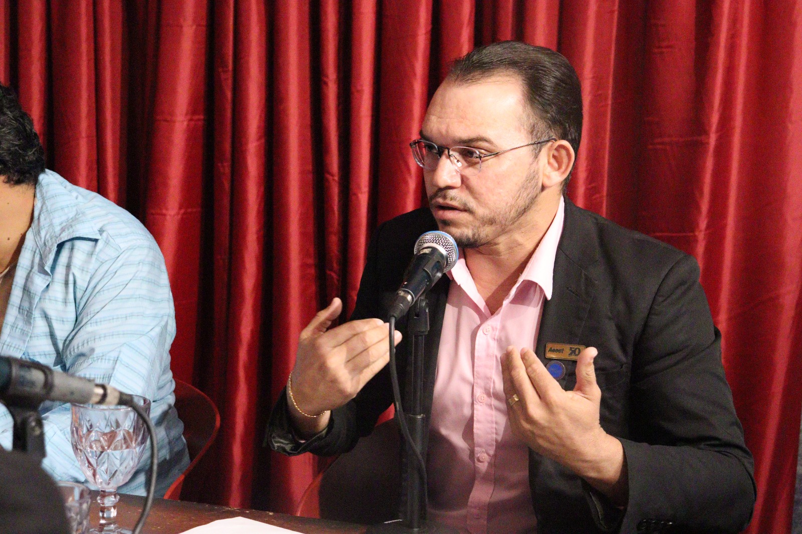 Presidente da Aeset defende curso de Medicina e nega existência de bolsas 1 diretores da Aeset