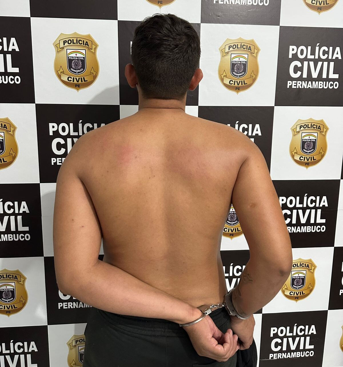 Foragido é preso em Serra Talhada com arma da PM de São Paulo