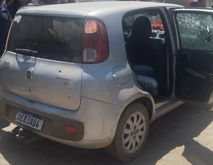 Homem é executado a tiros enquanto seguia para velório 1 Homem é executado a tiros enquanto seguia para velório - Foto: Reprodução