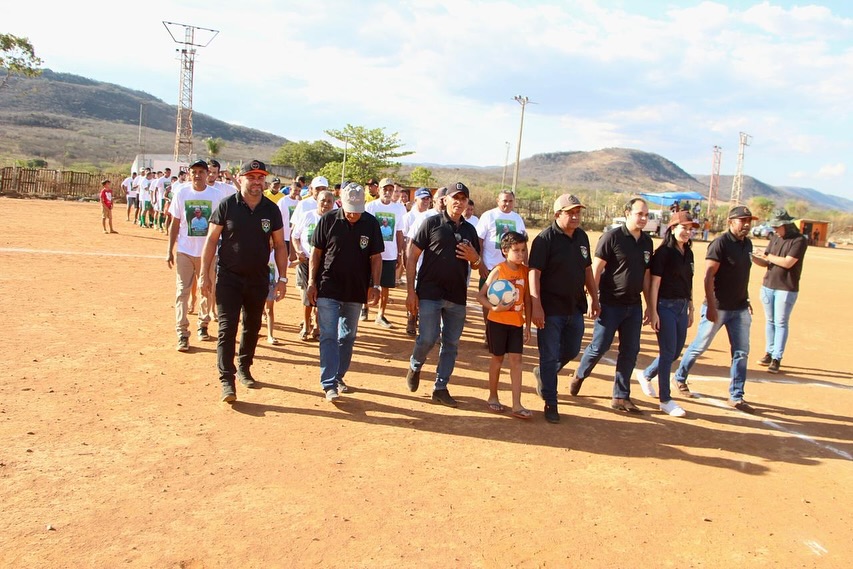 Márcia 'turbina' agenda no final de semana ao lado de Breno Araújo