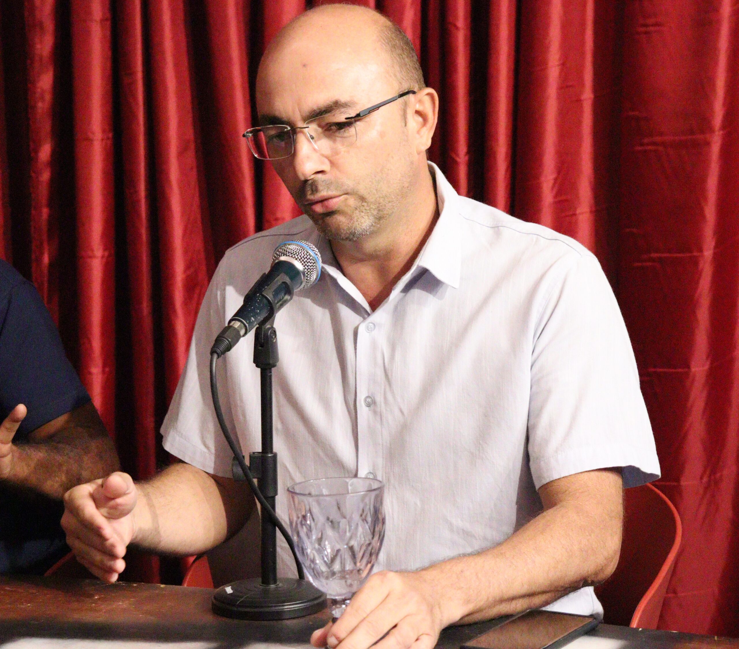 'Márcia me chamou, foi na minha casa, me procurou', diz Maio sobre adesão