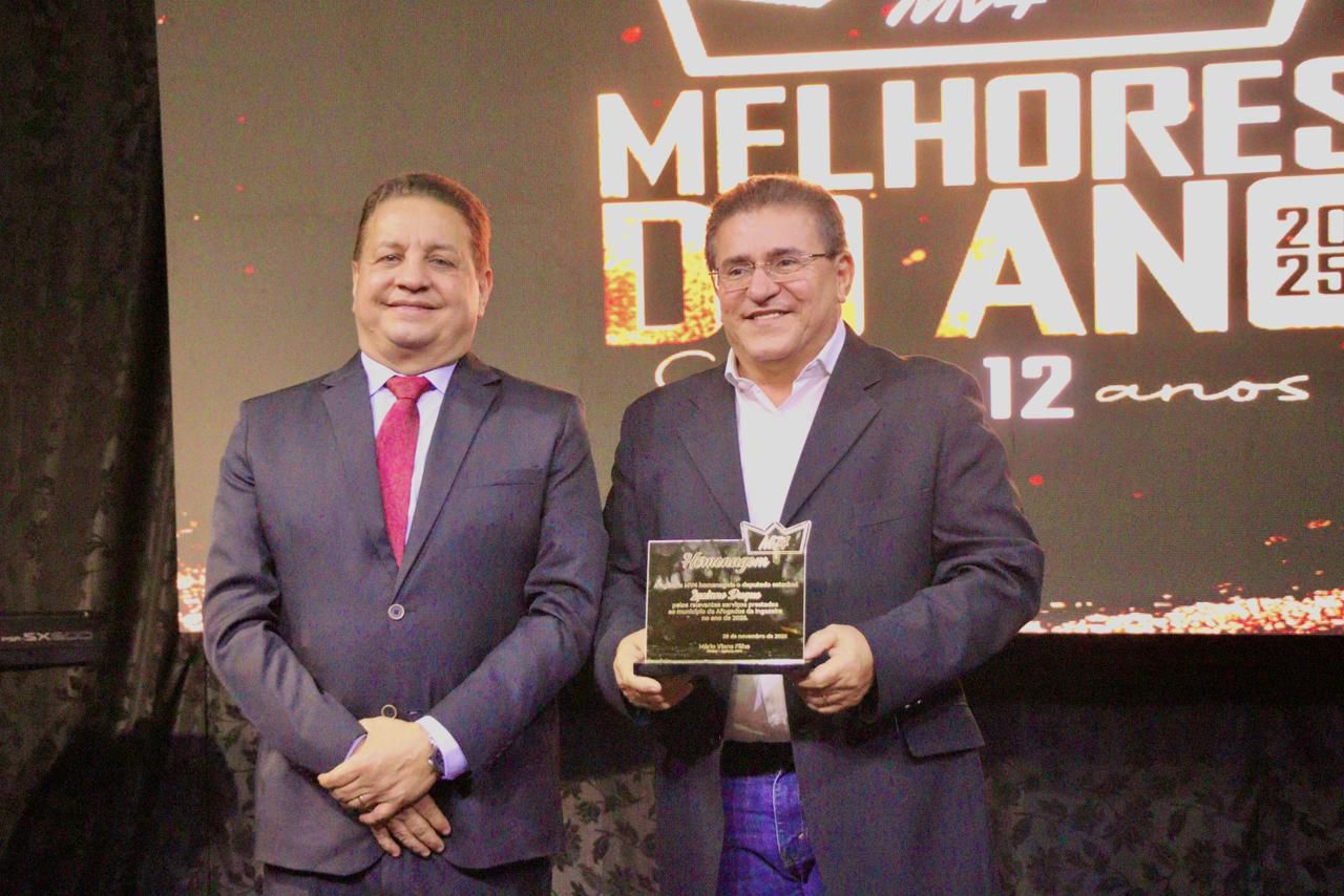 Duque recebe prêmio por atuação em prol de Afogados da Ingazeira 1 Duque recebe prêmio por atuação em prol de Afogados da Ingazeira
