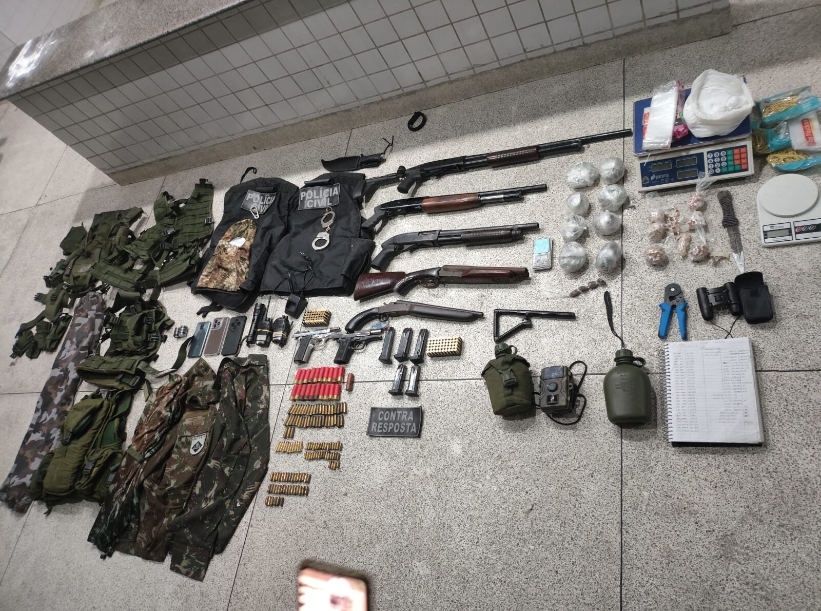 PM prende suspeito de envolvimento em assaltos a bancos e tráfico - Foto: Divulgação