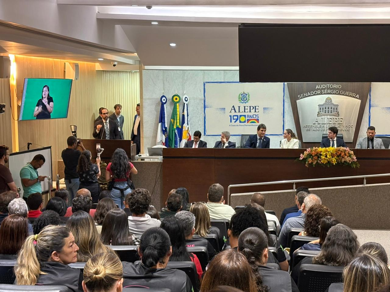 Amupe defende isenção do IPVA em audiência pública - Fotos: José Bonifácio Lira