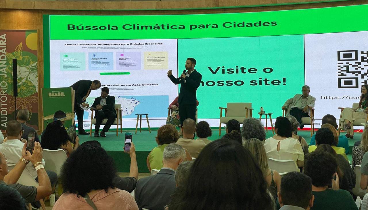 Serra-talhadense dá 'show' em painel da COP30 sobre Cidades Verdes