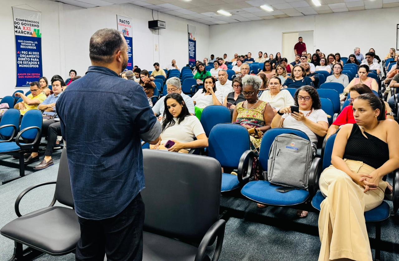 Amupe conclui 1º dia de capacitação sobre a Transferegov - Fotos: Carolina Coutinho