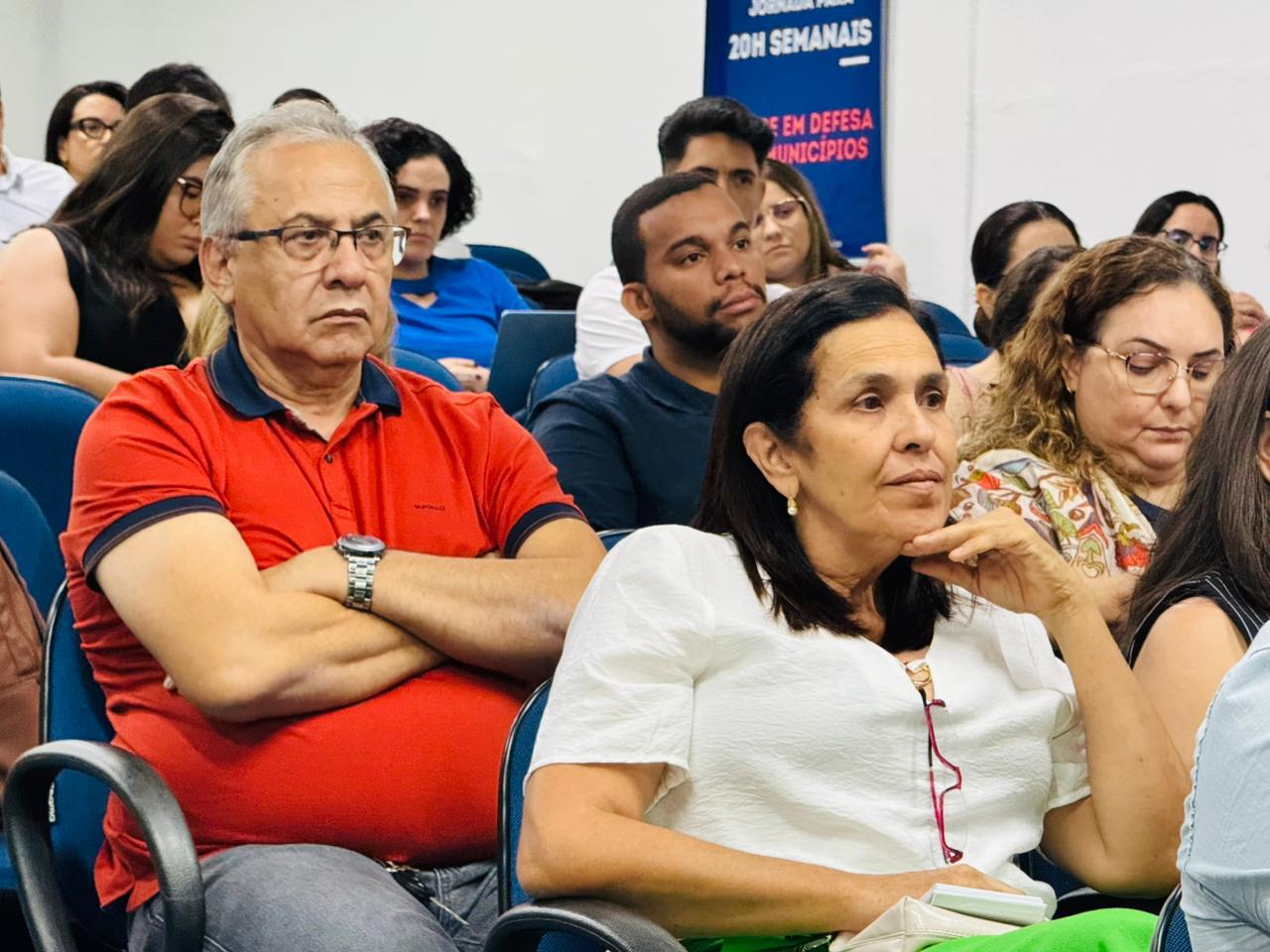 Amupe conclui 1º dia de capacitação sobre Transferegov