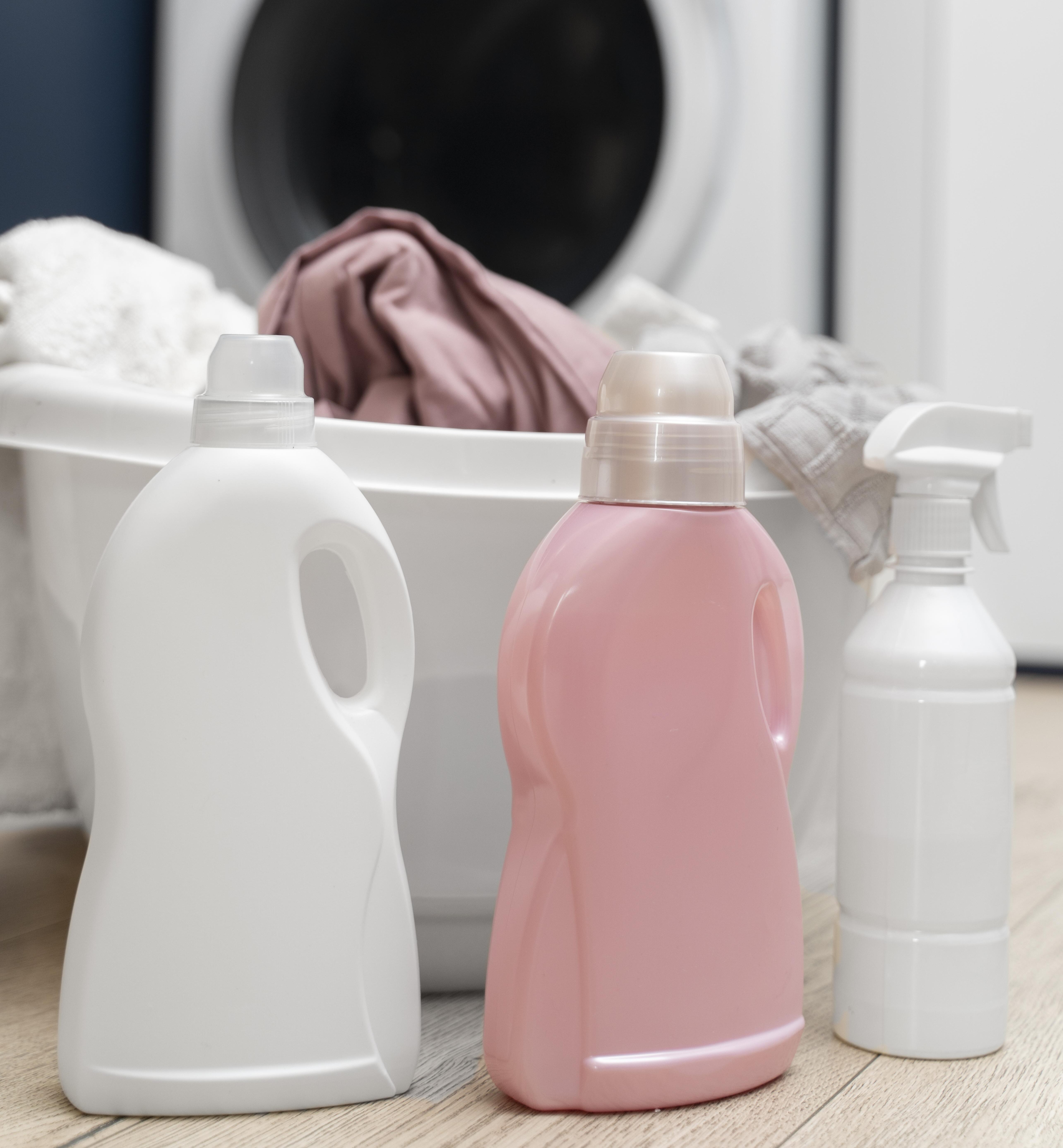 Anvisa manda recolher lotes contaminados de lava-roupas Ypê; saiba quais 1 Anvisa manda recolher lotes contaminados de lava-roupas Ypê - Foto: Freepik