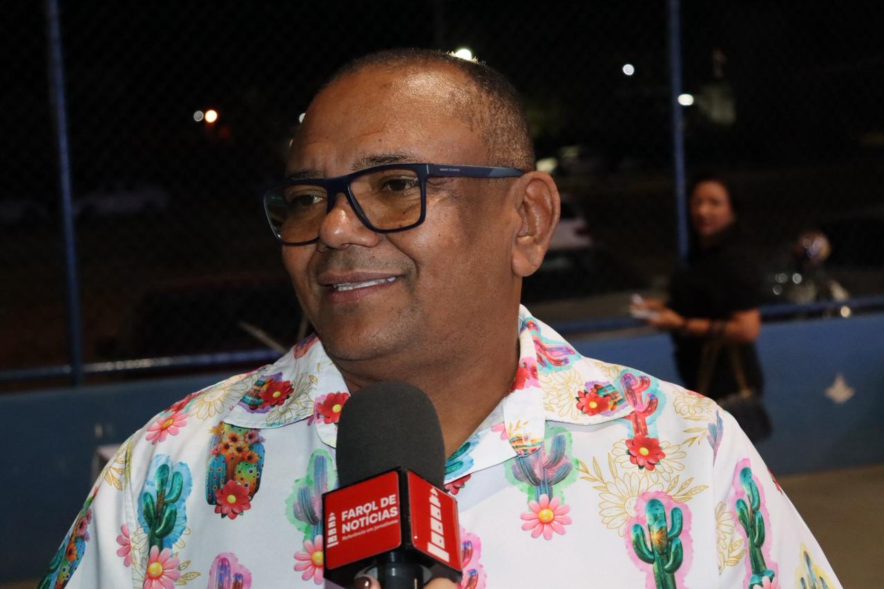 Assisão recebeu diploma de Doutor Honoris Causa pela UFRPE nesta 6ª