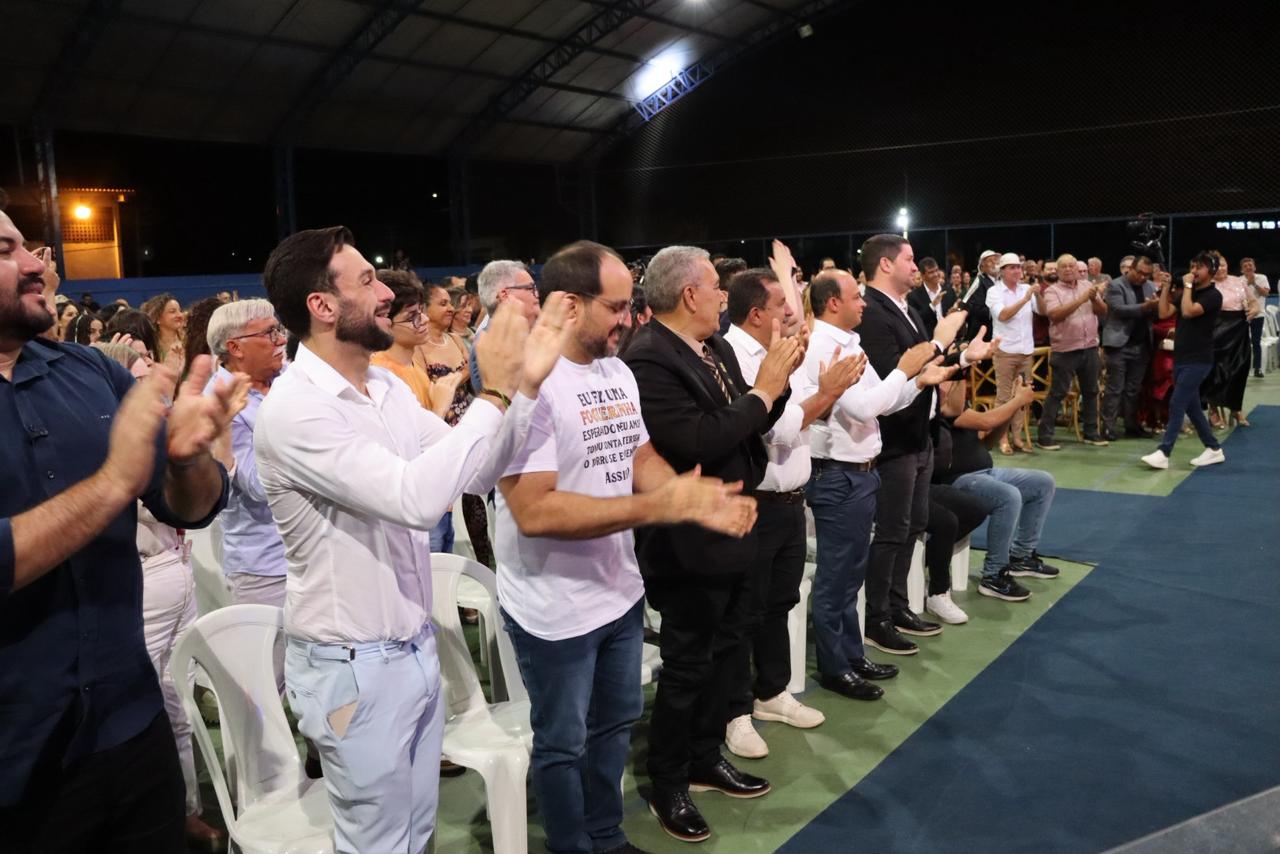 Assisão recebeu diploma de Doutor Honoris Causa pela UFRPE nesta 6ª