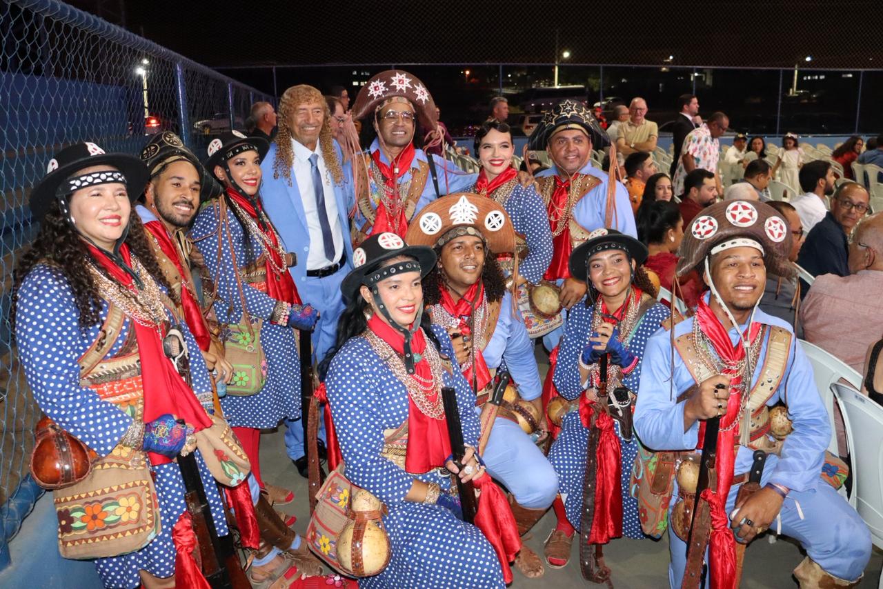 Assisão recebeu diploma de Doutor Honoris Causa pela UFRPE nesta 6ª