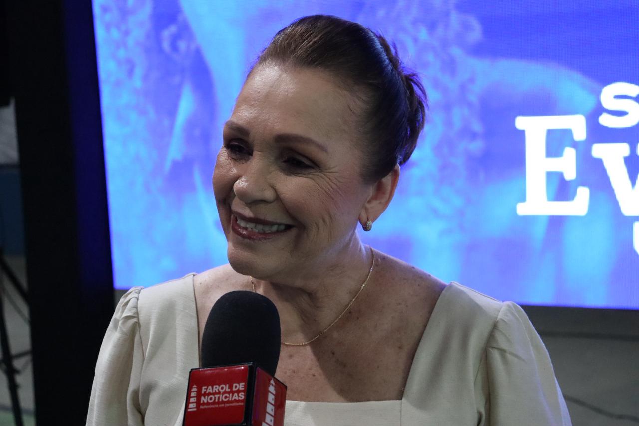 Assisão recebeu diploma de Doutor Honoris Causa pela UFRPE nesta 6ª