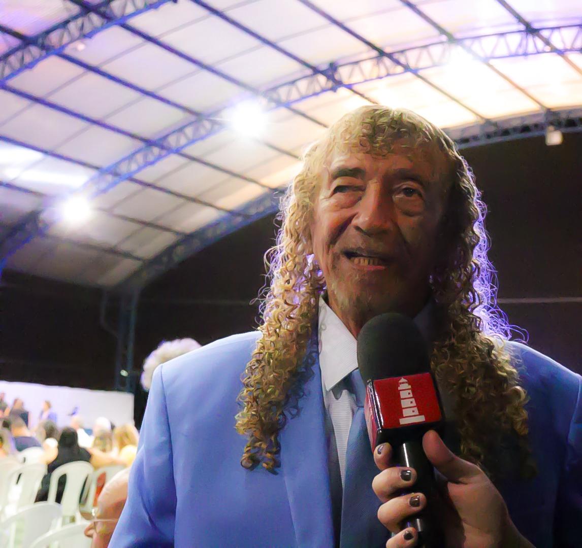 Assisão recebeu diploma de Doutor Honoris Causa pela UFRPE nesta 6ª