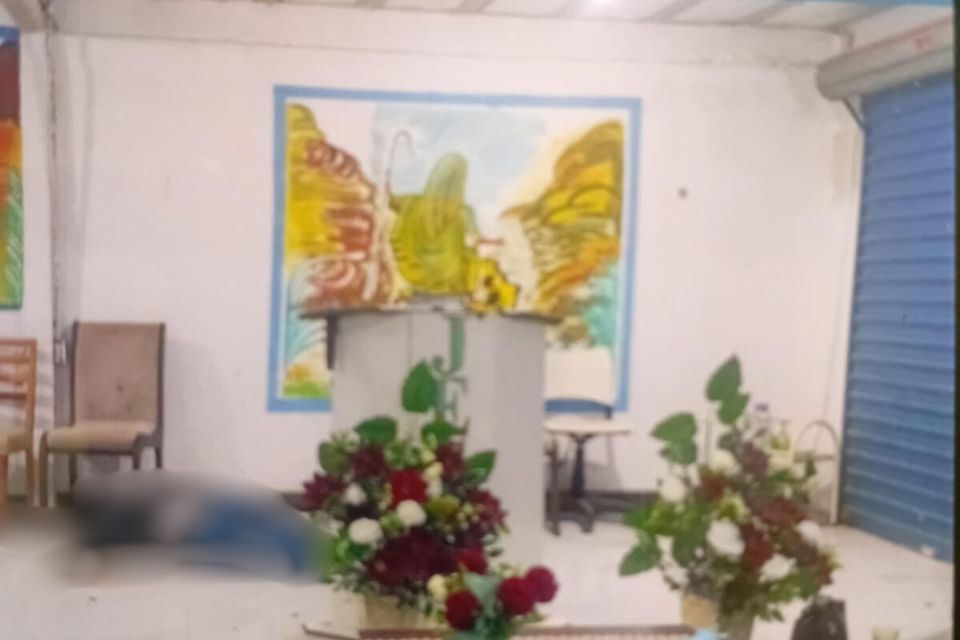 Homem é morto a tiros no altar de igreja em Jaboatão - Foto: Reprodução