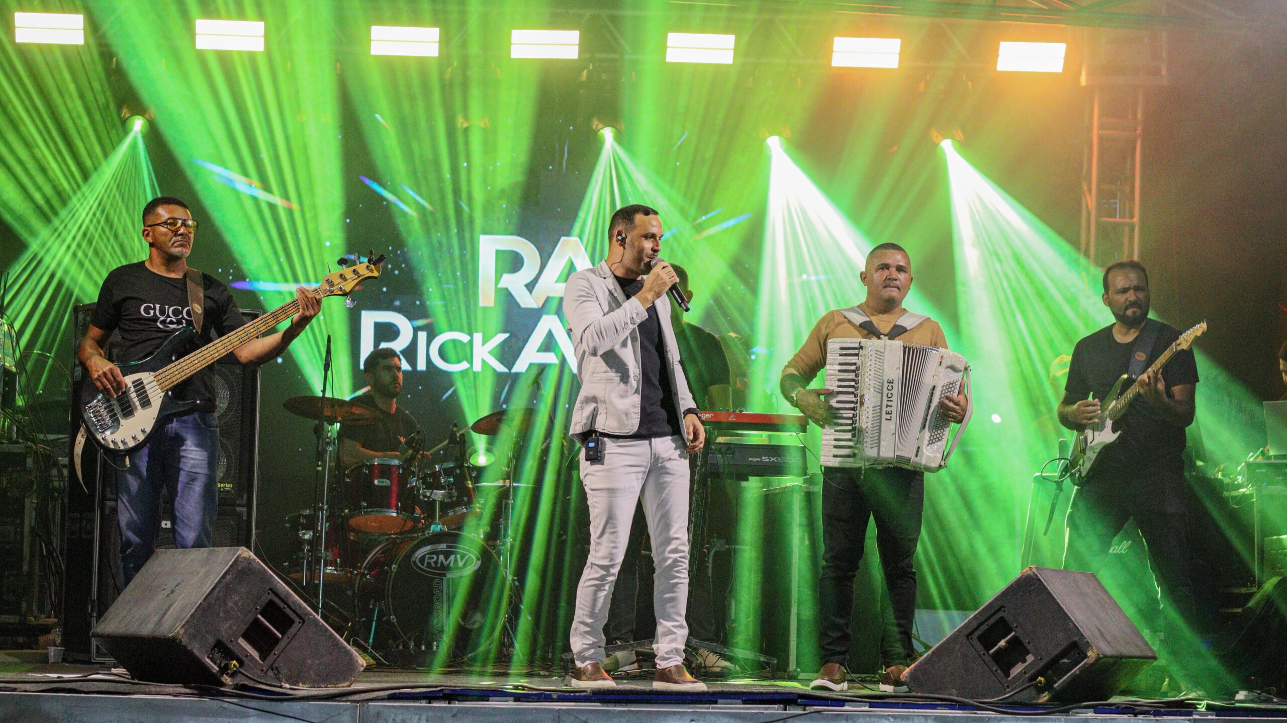 2ª noite da Festa de Jatiúca confirma sucesso da retomada do evento