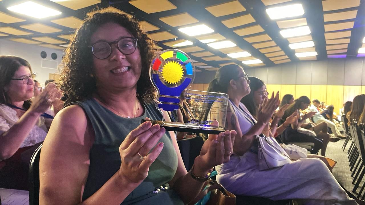 Servidora da XI GERES é premiada por trabalho sobre óbitos na regional 1 Geres premiada