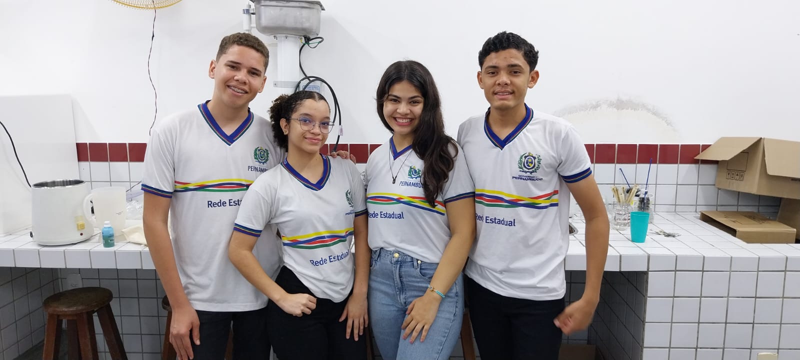 Alunos de Carnaíba desenvolvem pastilha que detecta coliformes fecais