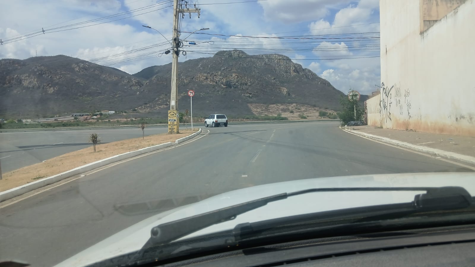 A 'pegadinha' existente num ponto de perigo na BR-232, em Serra Talhada