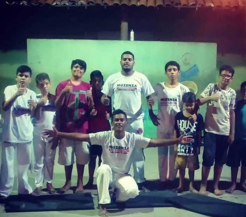 Grupo Muzenza celebra 25 anos em ST com batizado e troca de graduação