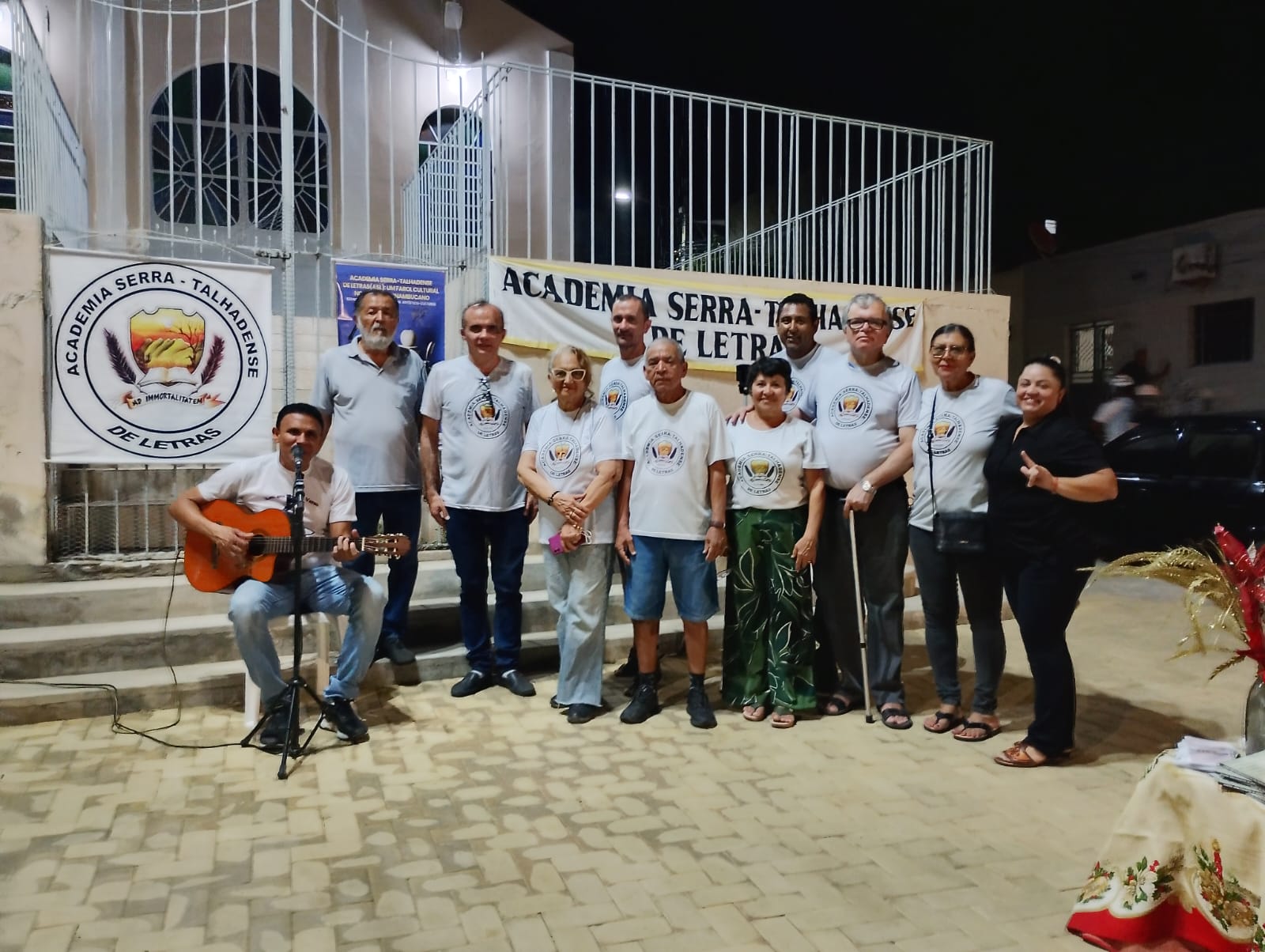 Academia Serra-talhadense de Letras realiza projeto 'Palavras na Praça' 1 Academia Serra-talhadense de Letras realiza projeto 'Palavras na Praça'