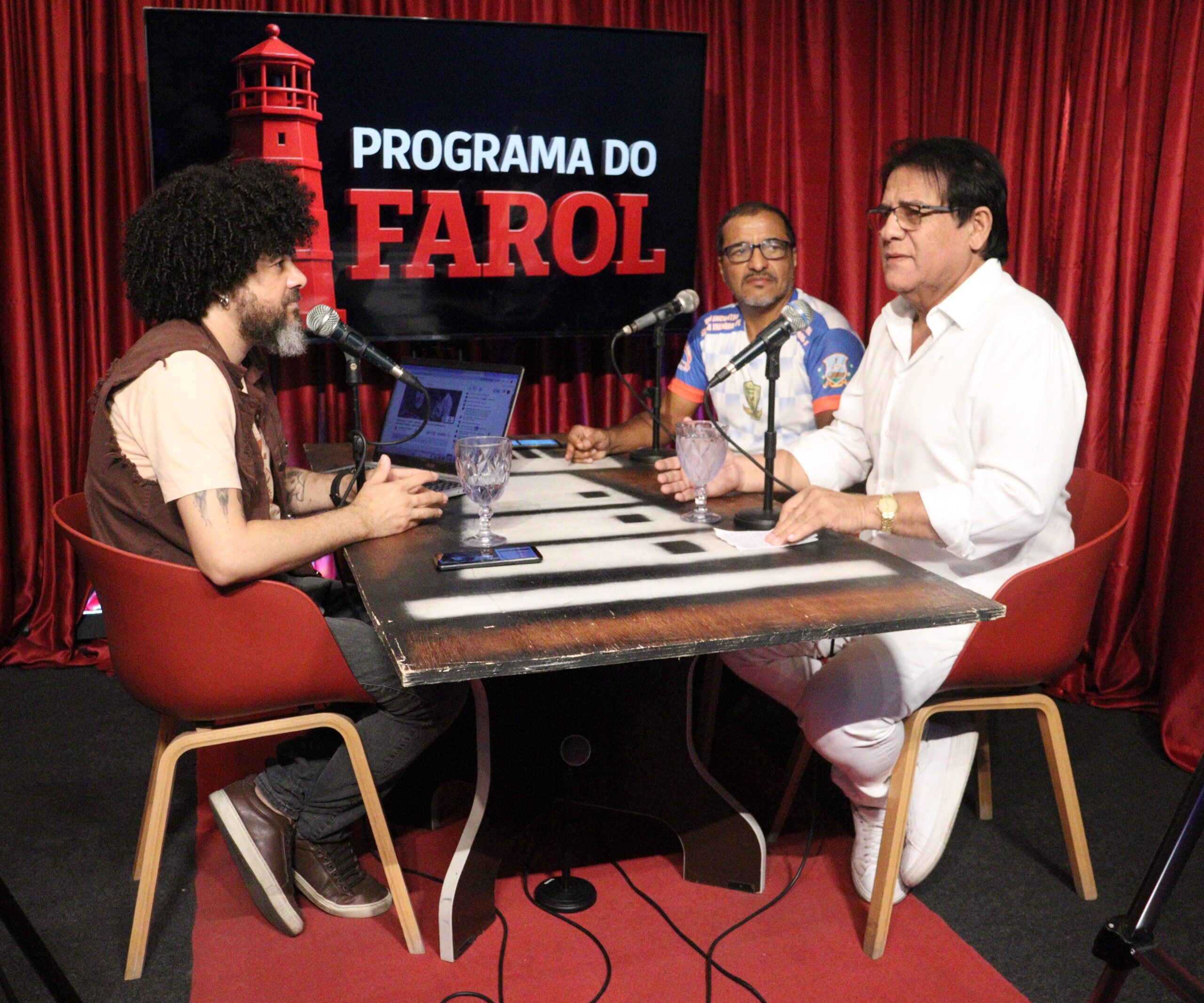 Médico avalia 'pula pula' de vereadores e fala em atrapalhar