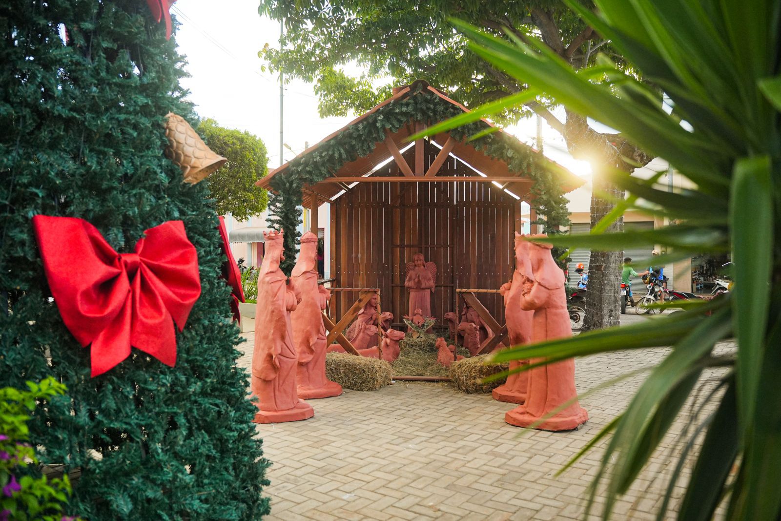 Santa Cruz da Baixa Verde realiza abertura do Natal de Luz