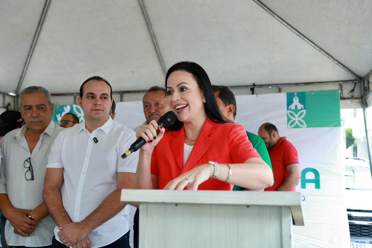 Márcia 'alfineta' Luciano: "Estou corrigindo erros do passado" 1 Márcia Conrado