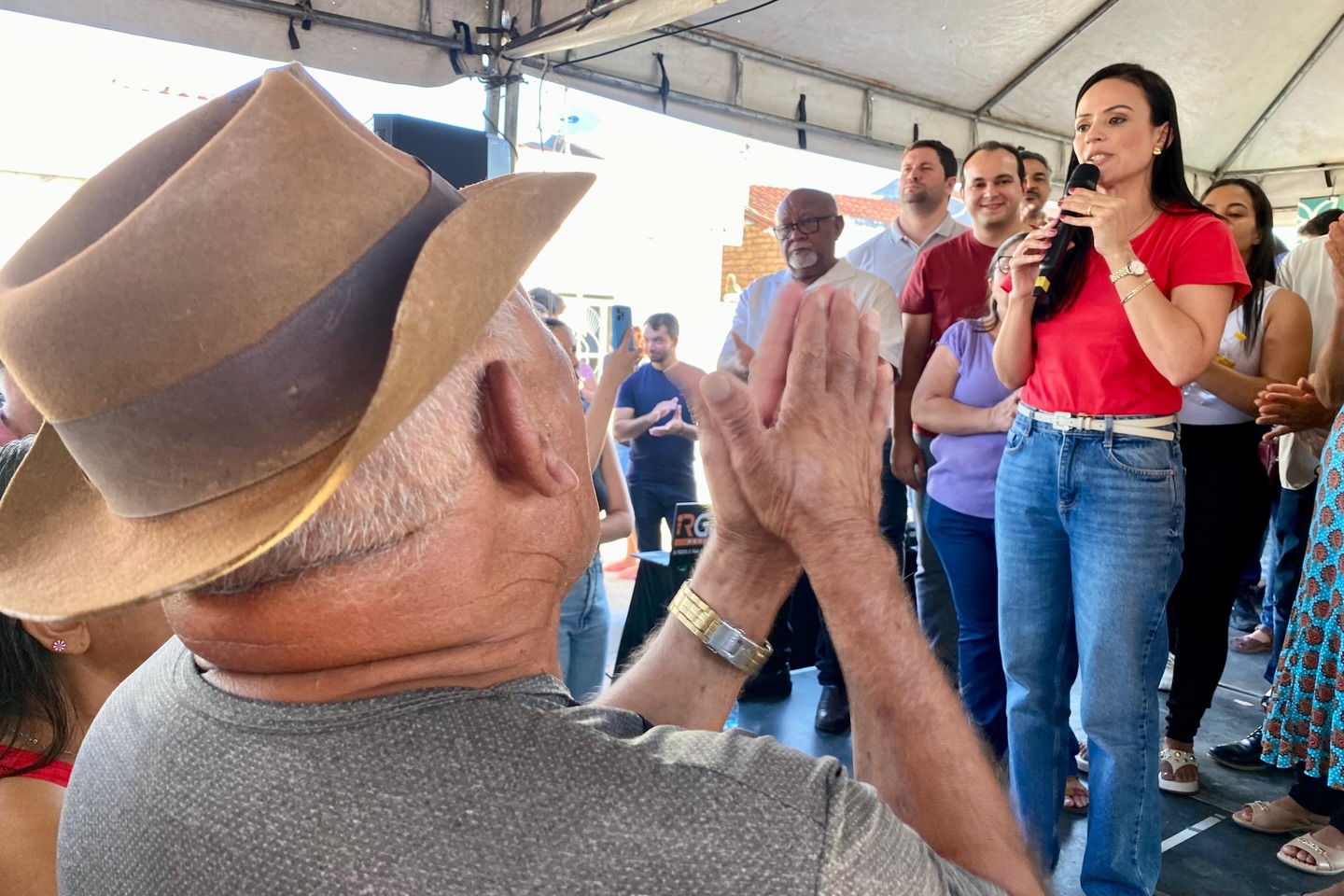 Márcia inaugura ruas na zona rural e avança para 50 entregas 1 Márcia