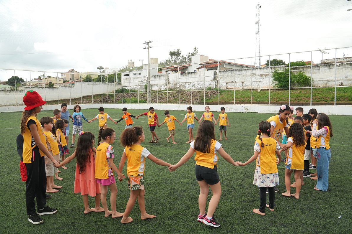 Colônia de férias do Sesc mergulha nas culturas brasileiras