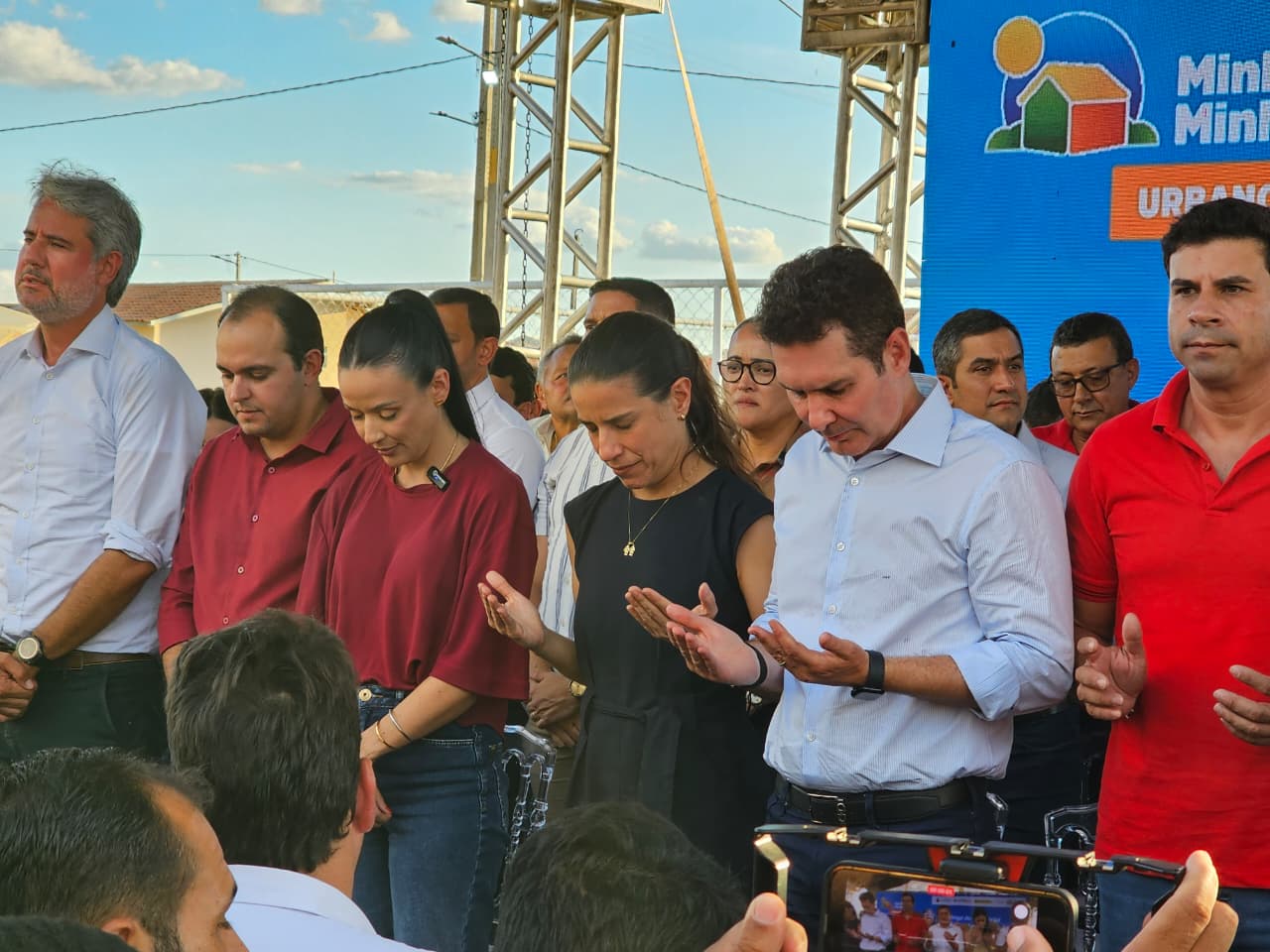 Ministro de Lula agradeceu a Luciano; Márcia alfinetou com 'esquecimento'