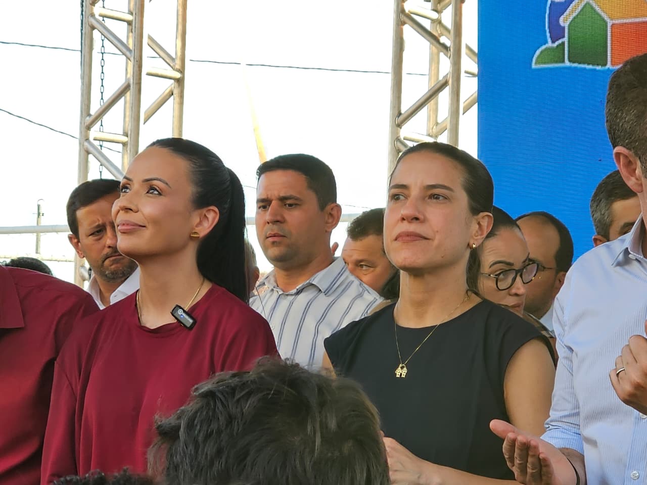 A vergonha das vaias a Raquel Lyra e o silêncio pecaminoso em Serra Talhada