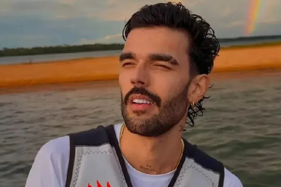 Vídeo: cantor Luan Pereira tem arritmia durante show e é hospitalizado